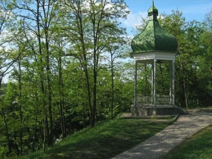 Достопримечательности Чернигова: что стоит увидеть Достопримечательности Чернигова: что стоит увидеть