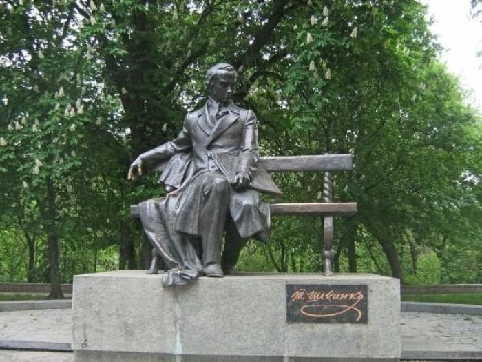 Достопримечательности Чернигова: что стоит увидеть Достопримечательности Чернигова: что стоит увидеть