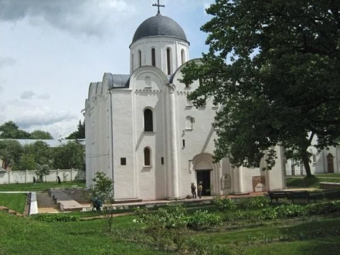 Достопримечательности Чернигова: что стоит увидеть Достопримечательности Чернигова: что стоит увидеть