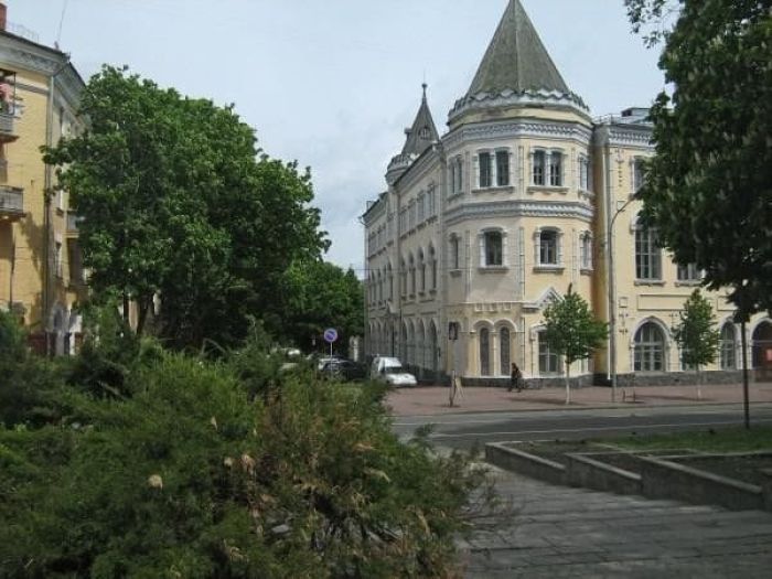 Достопримечательности Чернигова: что стоит увидеть Достопримечательности Чернигова: что стоит увидеть