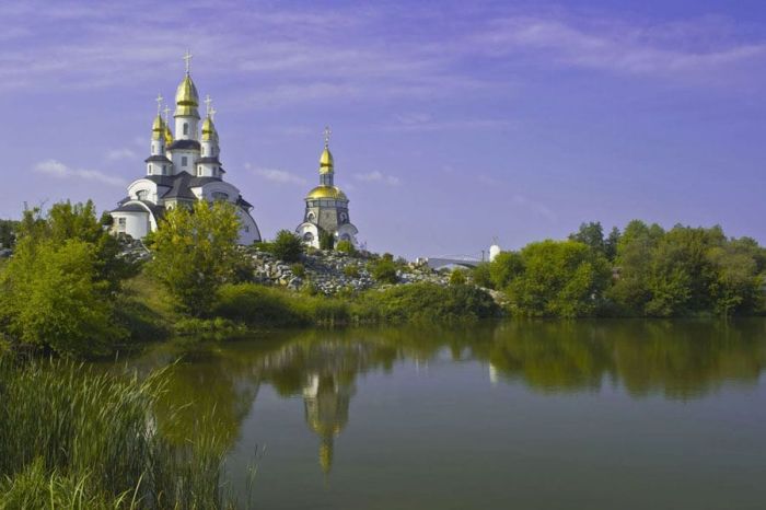 Храмы Киевской области в селе Буки