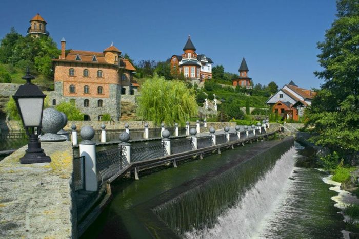 Храми Київської області в селі Буки