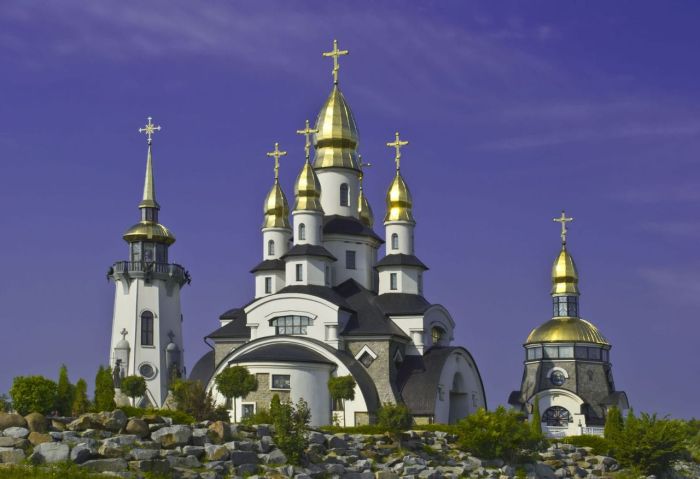 Храмы Киевской области в селе Буки Храмы Киевской области в селе Буки