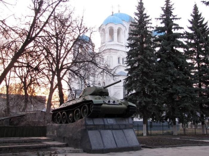 Глухов Глухов