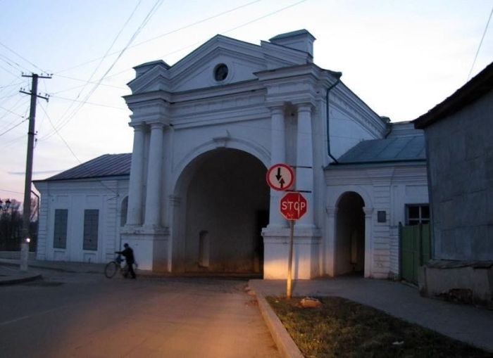 Глухов Глухов