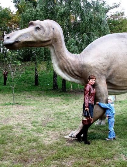 Київ. Динозаври