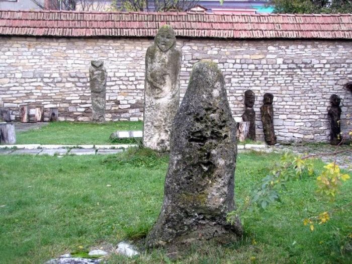 Подолия. Вечное поле битвы Подолия. Вечное поле битвы