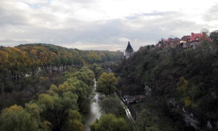 Подолия. Вечное поле битвы Подолия. Вечное поле битвы