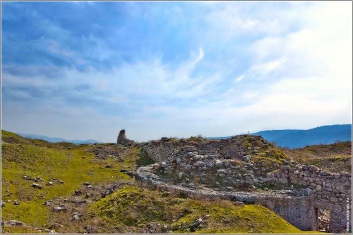 Інкерман : печерне місто і стара фортеця Інкерман : печерне місто і стара фортеця