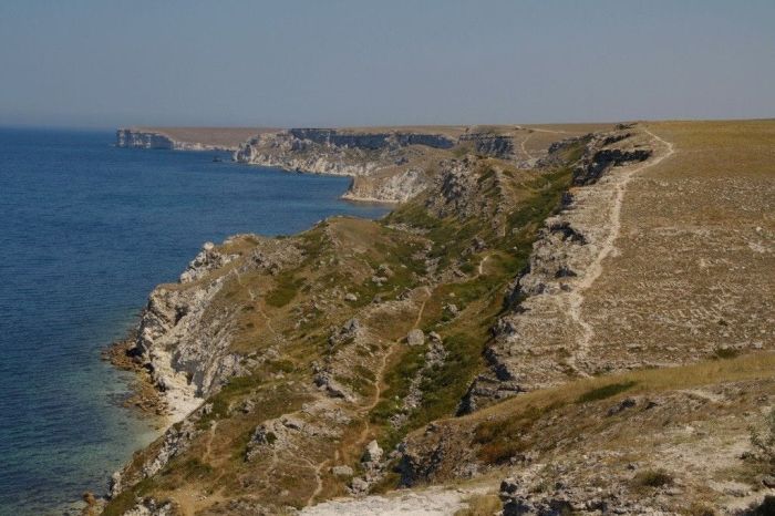 Тарханкут: на краю Крыма Тарханкут: на краю Крыма