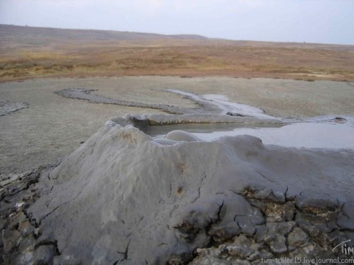 Грязьові вулкани керченського півострова Грязьові вулкани керченського півострова