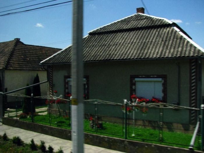 Угорське село Бене: персики, вино і палинка Угорське село Бене: персики, вино і палинка