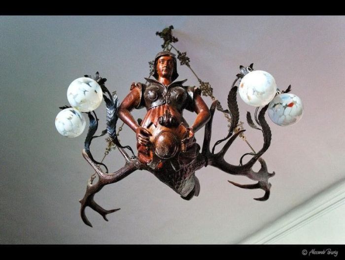 Замок Шенборна Замок Шенборна