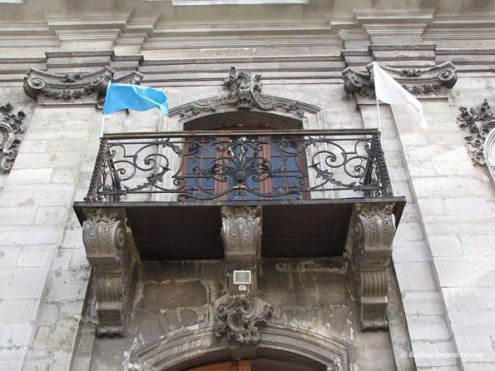 Золочівський замок Золочівський замок