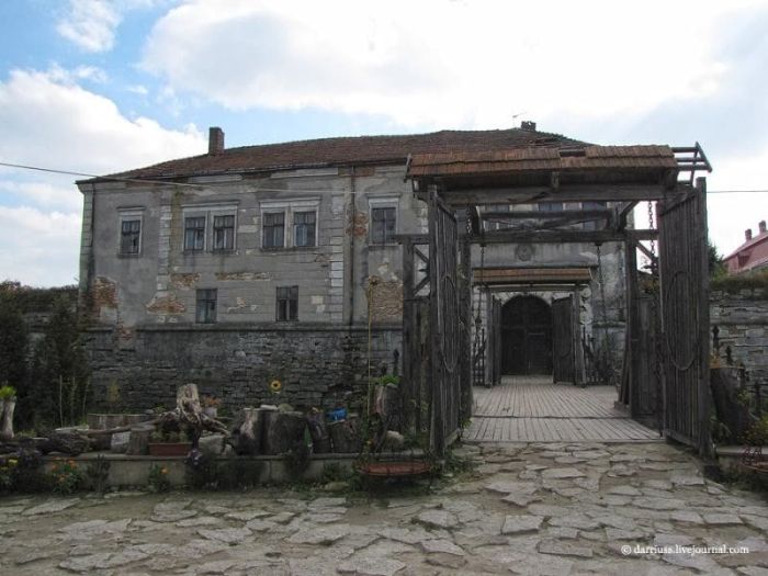 Золочівський замок Золочівський замок