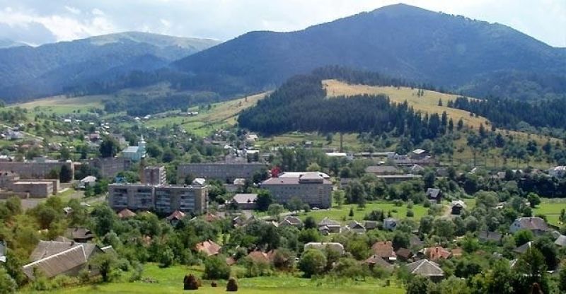 От людских глаз подземелья находятся вблизи закрытого города Межгорье.